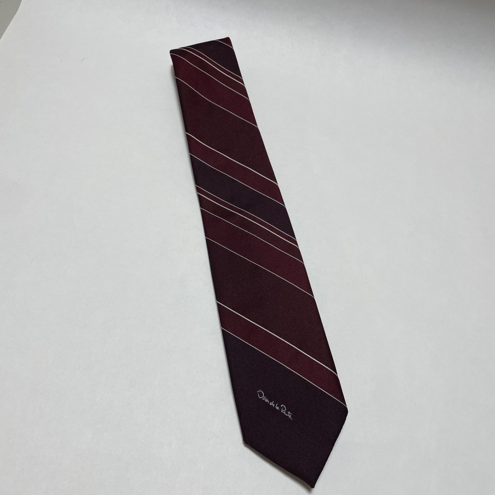 Oscar de la Renta Tie Striped  Silk/ Polyester Vintage NEW 55" Long 3" wide